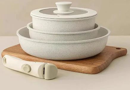 Complete Set of Household Frying Pans